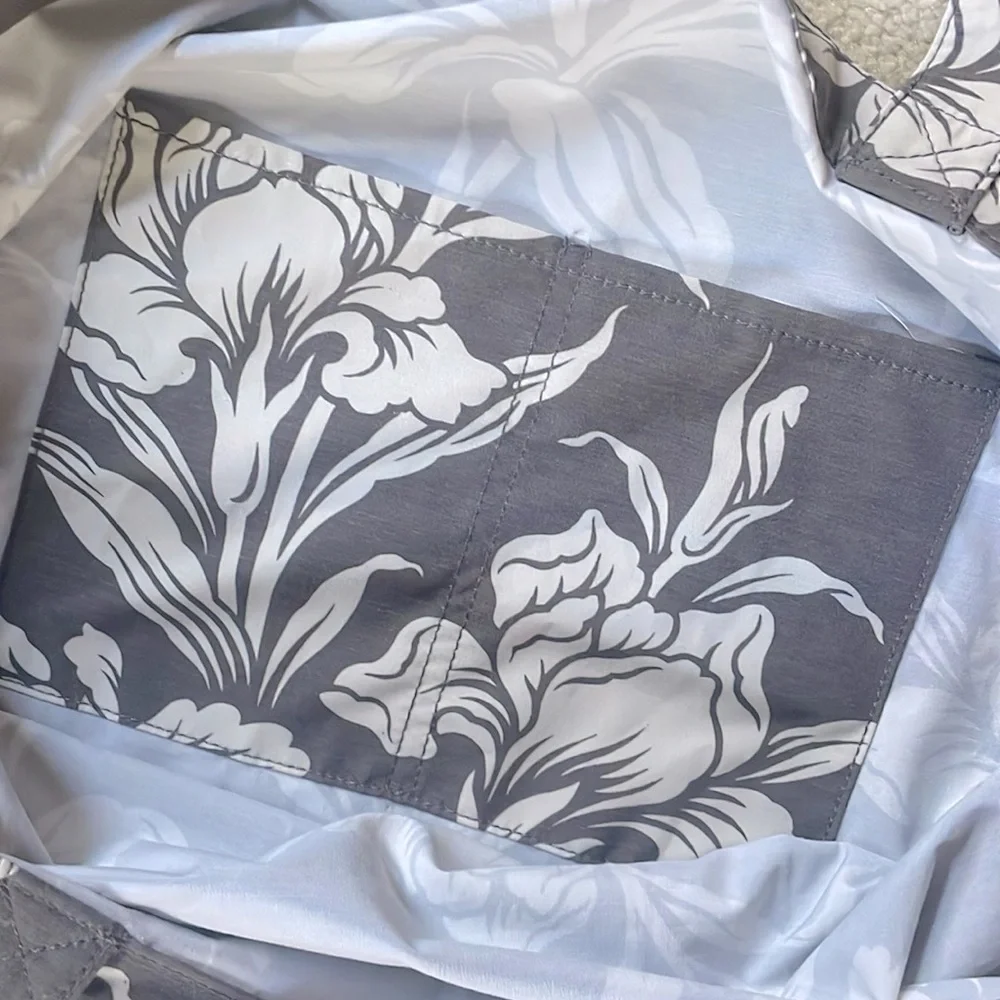 NWOT Faherty Microfiber Tote bag - Picture 2 of 3